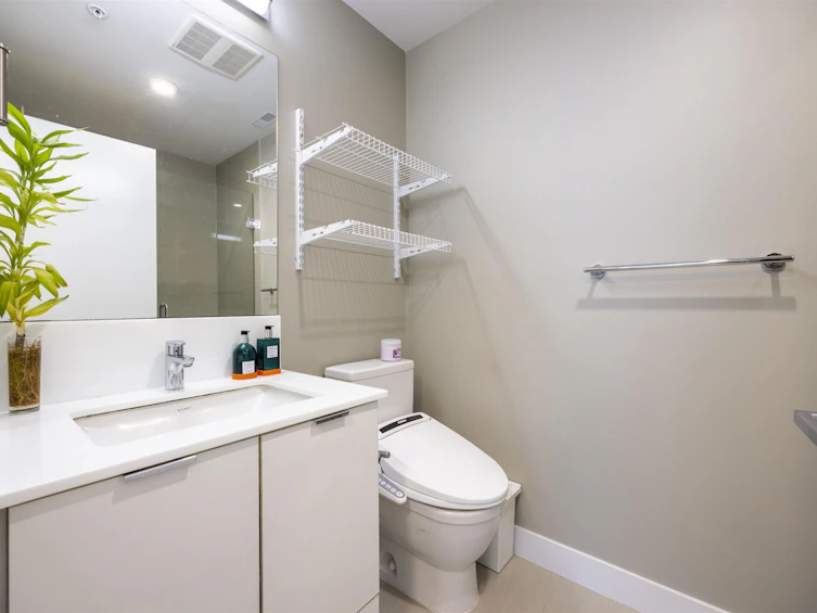 312-10011 River Drive, Richmond, BC, V6X 0N2 - 12