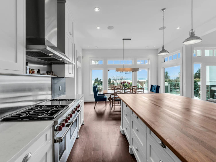 2478 Ottawa Avenue, West Vancouver, BC, V7V 2T1 - 20
