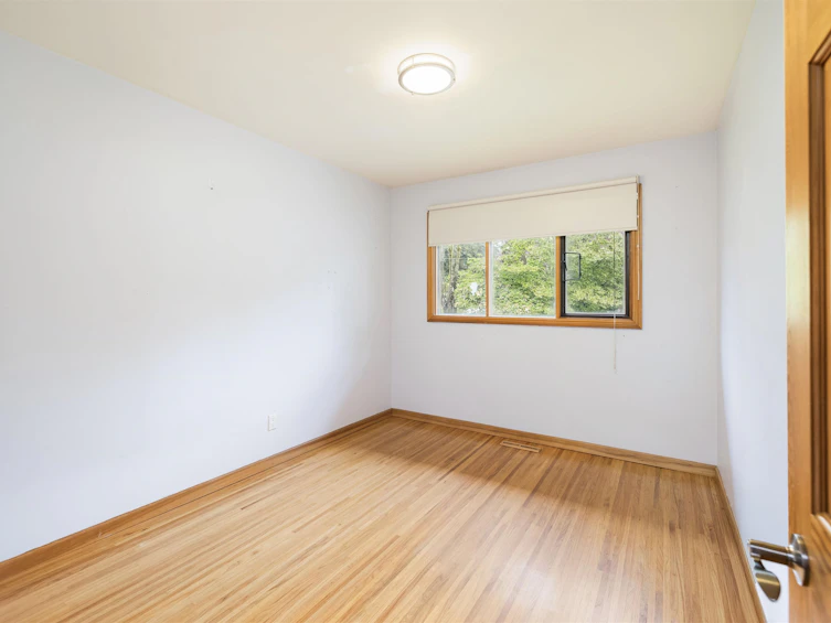 1561 Merlynn Crescent, North Vancouver, BC, V7J 2X9 - 16