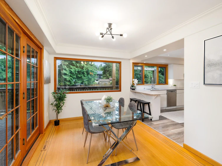 1561 Merlynn Crescent, North Vancouver, BC, V7J 2X9 - 8