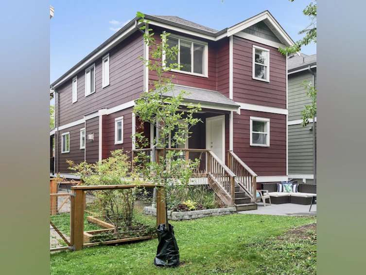 3-40137 Government Road, Squamish, BC, V8B 0N7 - 40