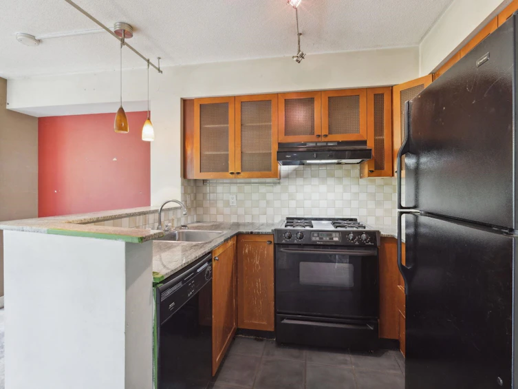 301-55 Alexander Street, Vancouver, BC, V6A 1B2 - 12