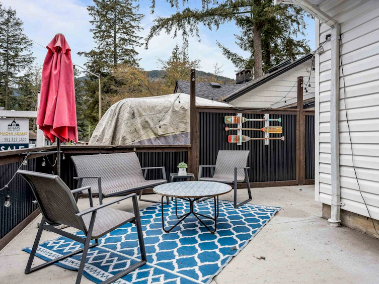 404 Birch Street, Cultus Lake, BC, V2R 4Z3 - 5