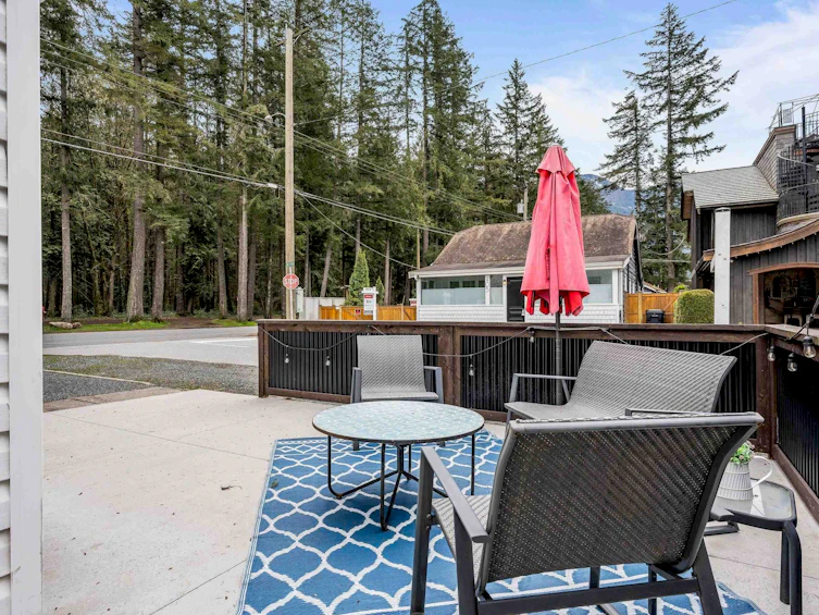 404 Birch Street, Cultus Lake, BC, V2R 4Z3 - 6