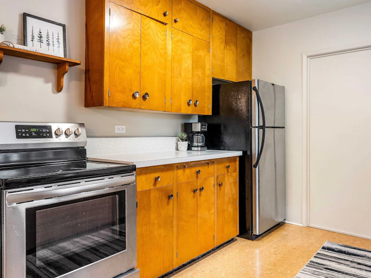 404 Birch Street, Cultus Lake, BC, V2R 4Z3 - 17
