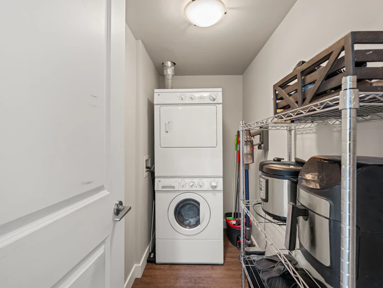 209-15735 Croydon Drive, Surrey, BC, V3S 2L5 - 21