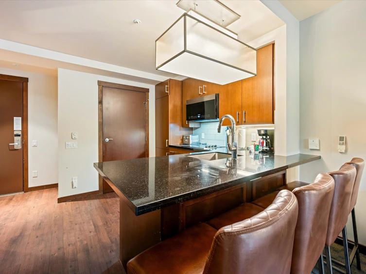 104B-2020 London Lane, Whistler, BC, V8E 0B6 - 6