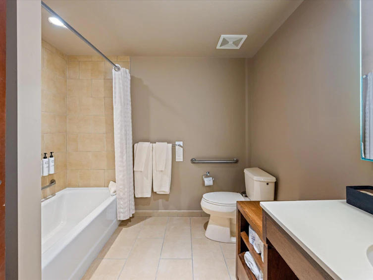 104B-2020 London Lane, Whistler, BC, V8E 0B6 - 16
