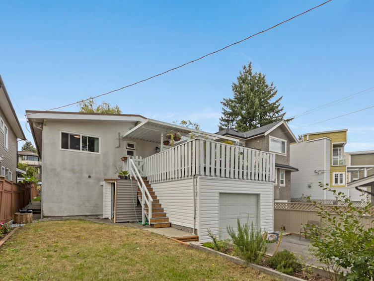 10 N Stratford Avenue, Burnaby, BC, V5B 1K9 - 30