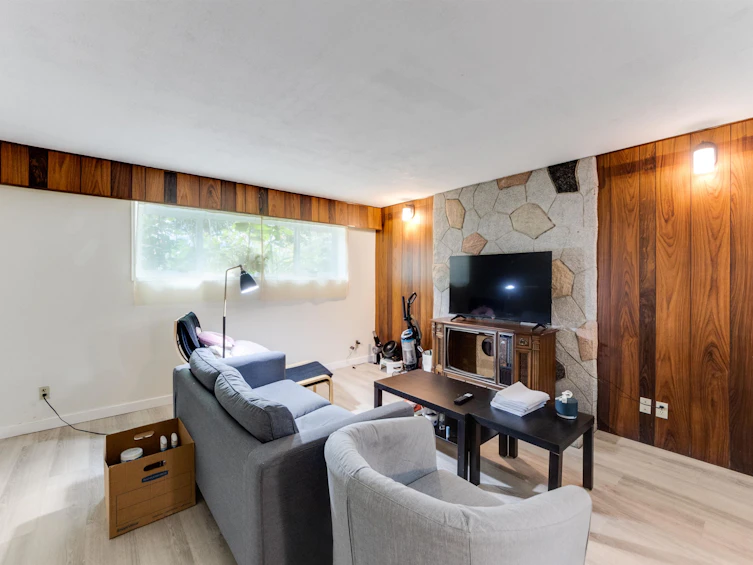 10 N Stratford Avenue, Burnaby, BC, V5B 1K9 - 23