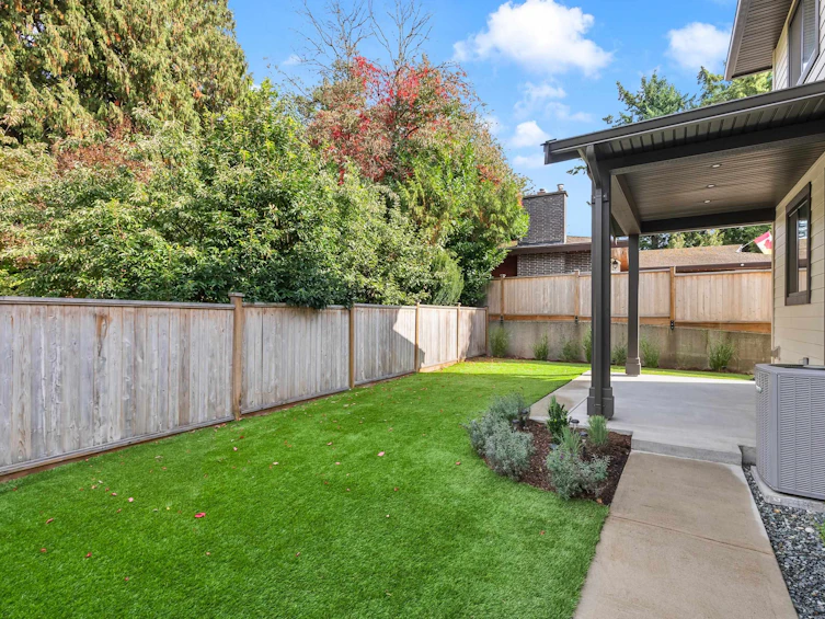 34075 Woodbine Street, Abbotsford, BC, V2S 2R3 - 33