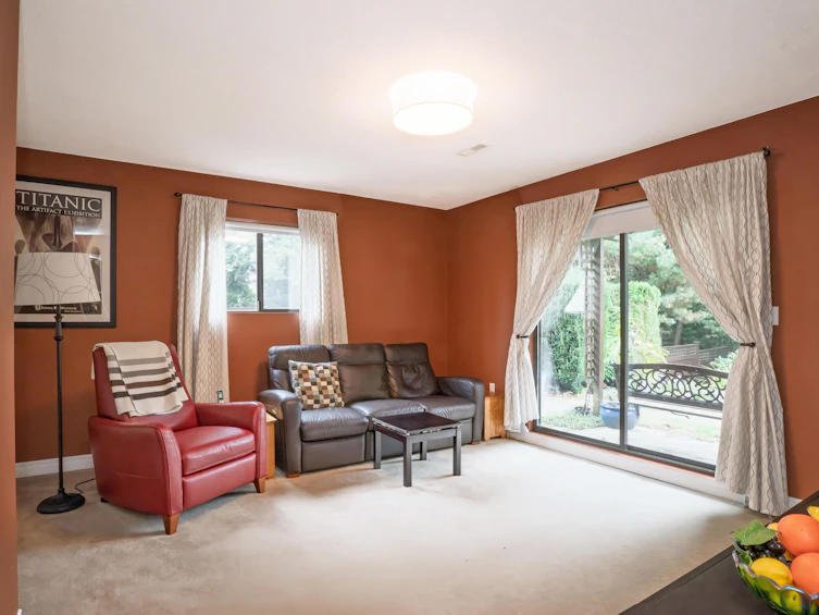 21056 Barker Avenue, Maple Ridge, BC, V2X 8R6 - 9