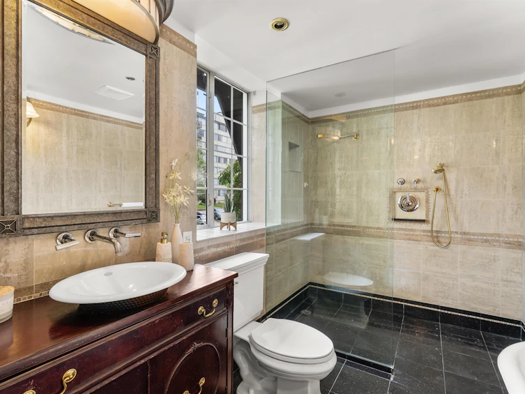 307-1311 Beach Avenue, Vancouver, BC, V6E 1V6 - 23