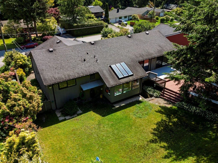 1427 Appin Road, North Vancouver, BC, V7J 2T4 - 29