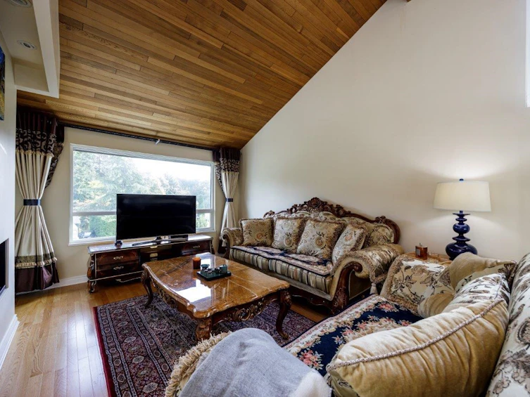 1427 Appin Road, North Vancouver, BC, V7J 2T4 - 12