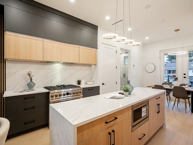 2329 E 49th Avenue, Vancouver, BC, V5S 1J3 - 7