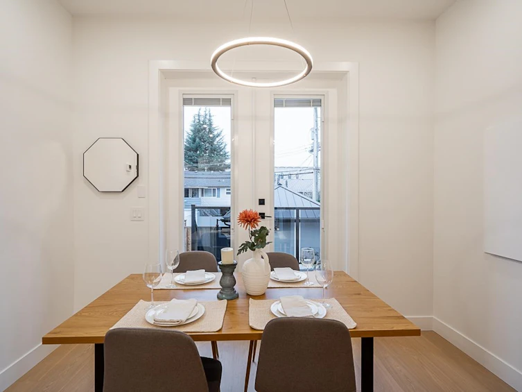 2329 E 49th Avenue, Vancouver, BC, V5S 1J3 - 12