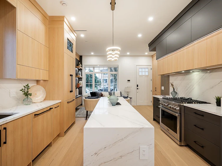 2329 E 49th Avenue, Vancouver, BC, V5S 1J3 - 9