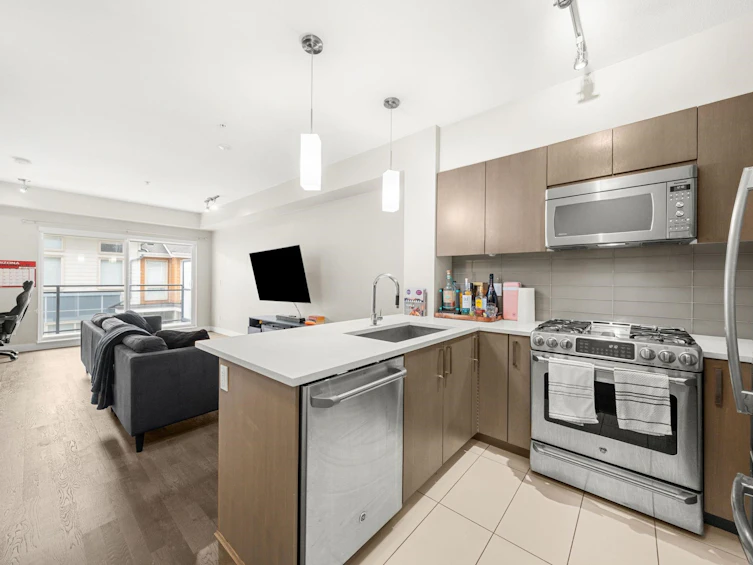 313-10155 River Drive, Richmond, BC, V6X 0L3