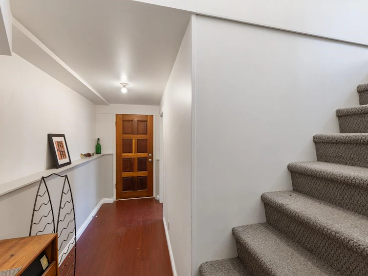 1737 E 5th Avenue, Vancouver, BC, V5N 1L9 - 12