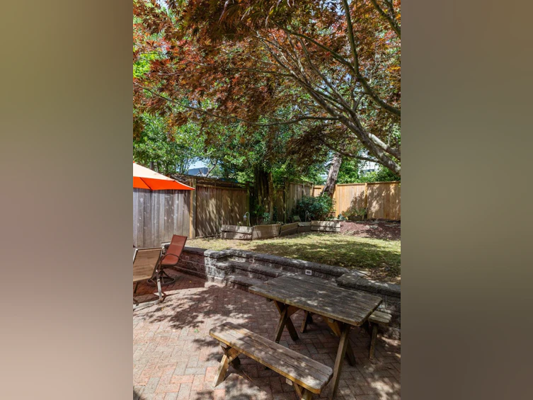 1737 E 5th Avenue, Vancouver, BC, V5N 1L9 - 20