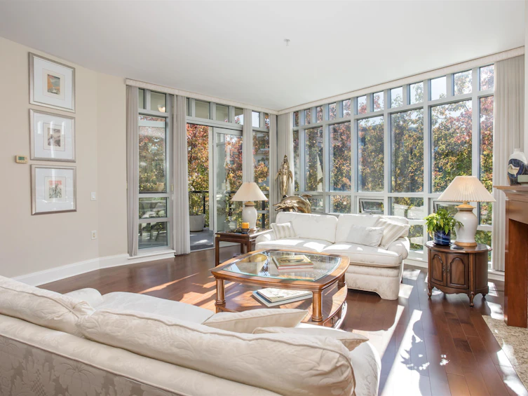 301-605 Clyde Avenue, West Vancouver, BC, V7T 1C7 - 4
