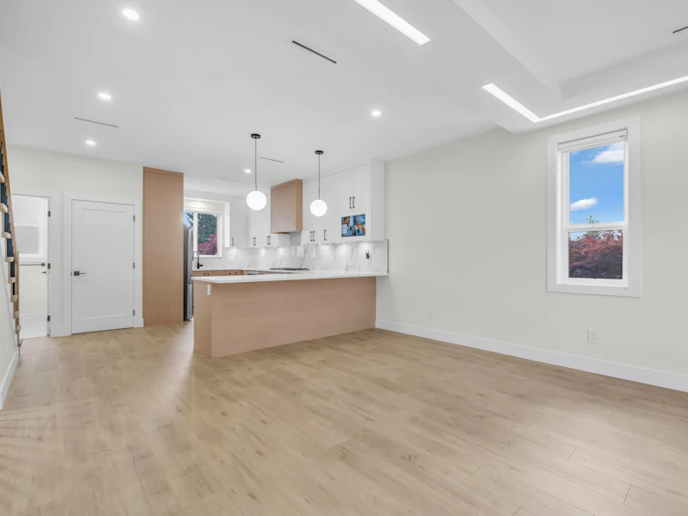 4-4170 Hurst Street, Burnaby, BC, V5J 3R4 - 3