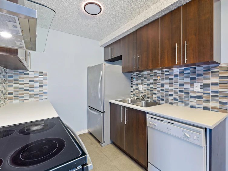 109-7220 Lindsay Road, Richmond, BC, V7C 3M6 - 6