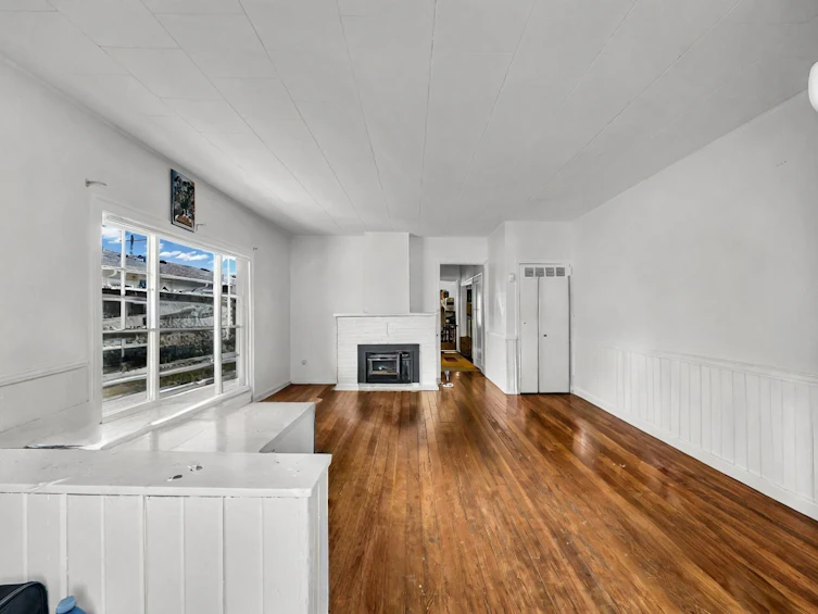 853 Maple Street, Surrey, BC, V4B 4M3 - 5
