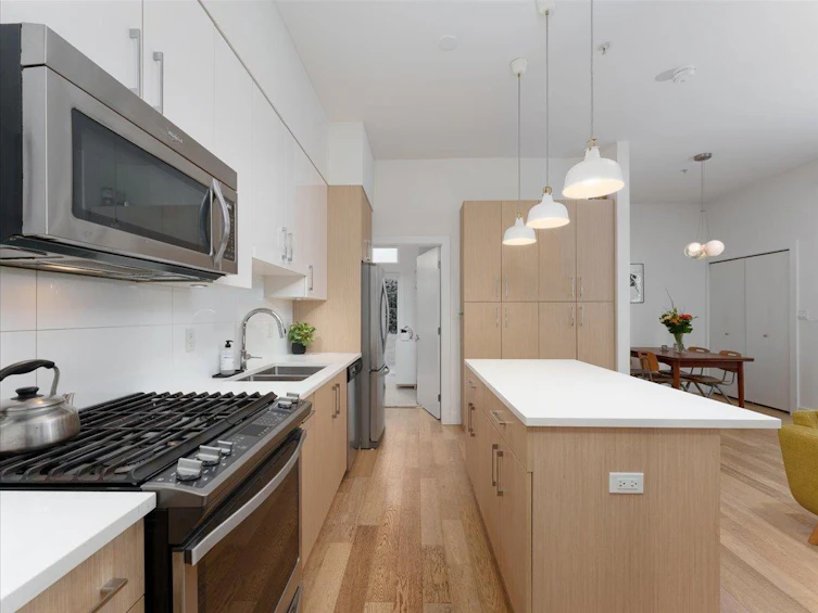 352 E 7th Avenue, Vancouver, BC, V5T 3L8 - 10
