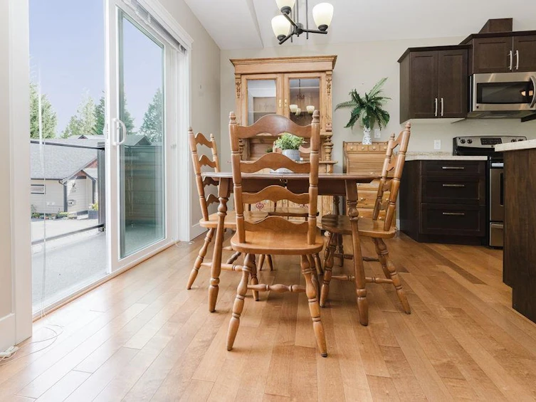 201-518 Shaw Road, Gibsons, BC, V0N 1V8 - 10