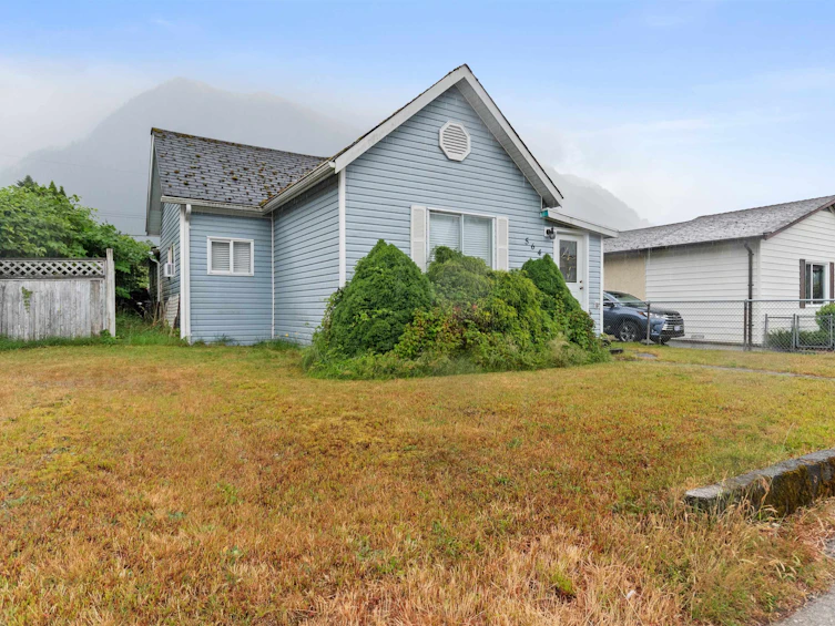 564 Wallace Street, Hope, BC, V0X 1L0 - 29