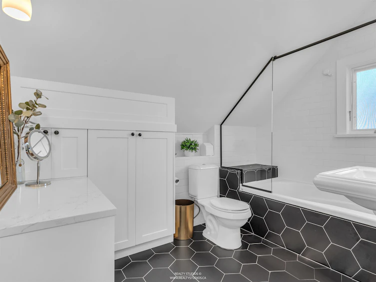 91 E 27th Avenue, Vancouver, BC, V5V 2K2 - 13