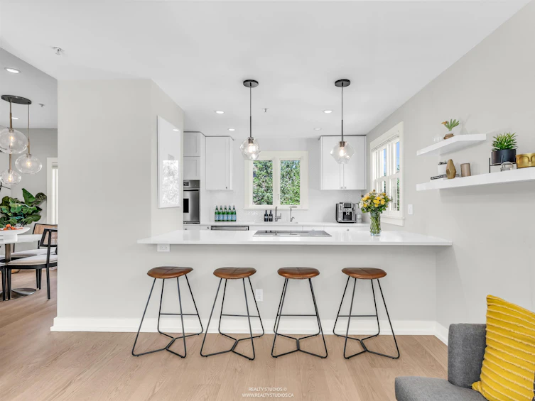 91 E 27th Avenue, Vancouver, BC, V5V 2K2 - 8
