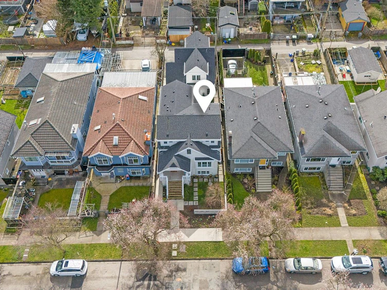 2248 Grant Street, Vancouver, BC, V5L 2Z7 - 32