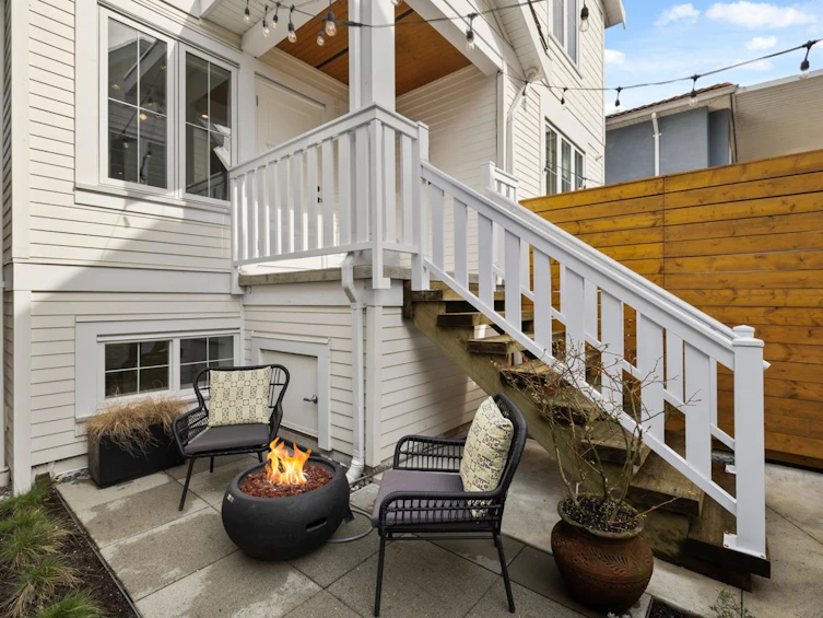2248 Grant Street, Vancouver, BC, V5L 2Z7 - 24