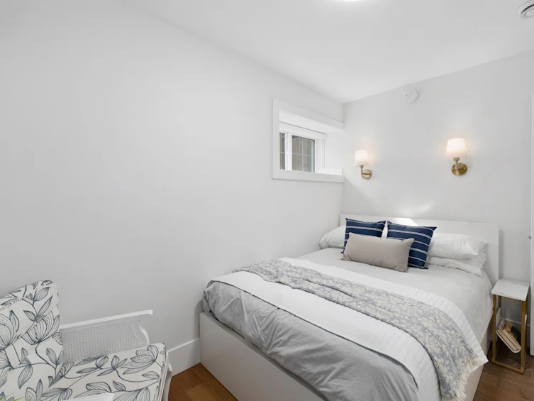 2248 Grant Street, Vancouver, BC, V5L 2Z7 - 20