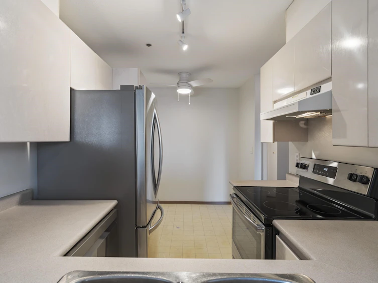 302-509 Carnarvon Street, New Westminster, BC, V3S 9Y3 - 13