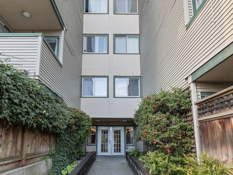 302-509 Carnarvon Street, New Westminster, BC, V3S 9Y3 - 22