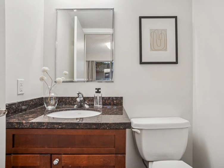 104-2190 W 8th Avenue, Vancouver, BC, V6K 2A4 - 18