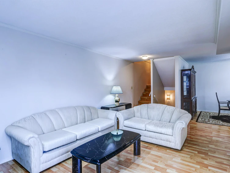 200-10077 156 Street, Surrey, BC, V3R 4L6 - 9