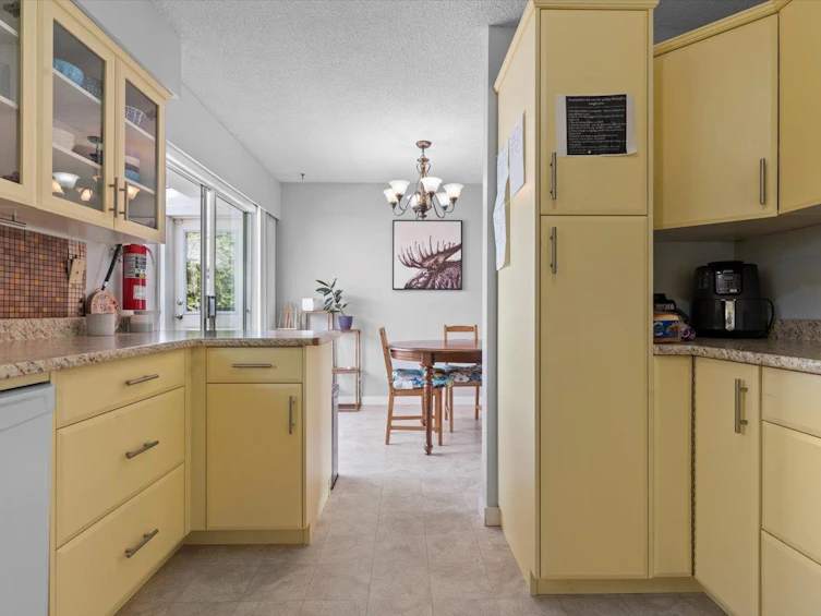 10005 Dublin Drive, Chilliwack, BC, V2P 3R1 - 10