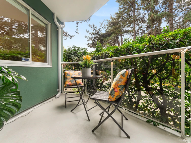 210-1508 Mariner Walk, Vancouver, BC, V6J 4X9 - 6