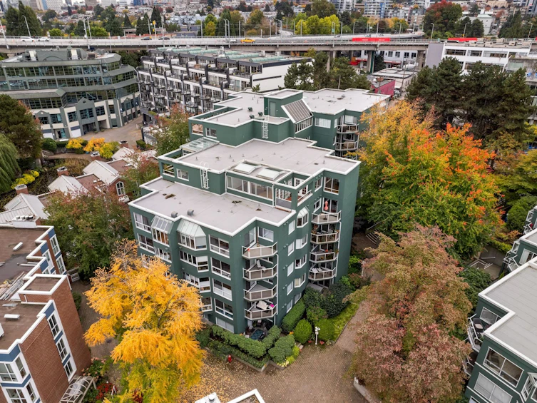 210-1508 Mariner Walk, Vancouver, BC, V6J 4X9 - 34