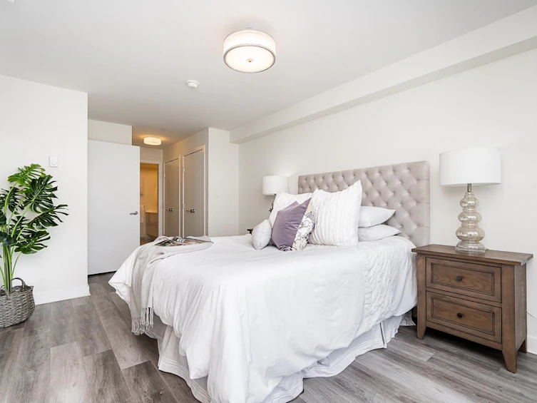 203-1150 Oxford Street, Surrey, BC, V4B 0B3 - 13