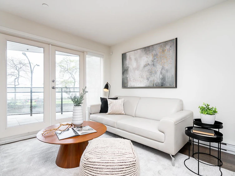 203-1150 Oxford Street, Surrey, BC, V4B 0B3 - 2