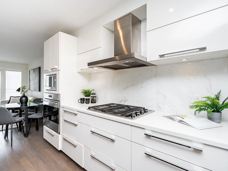 203-1150 Oxford Street, Surrey, BC, V4B 0B3 - 9