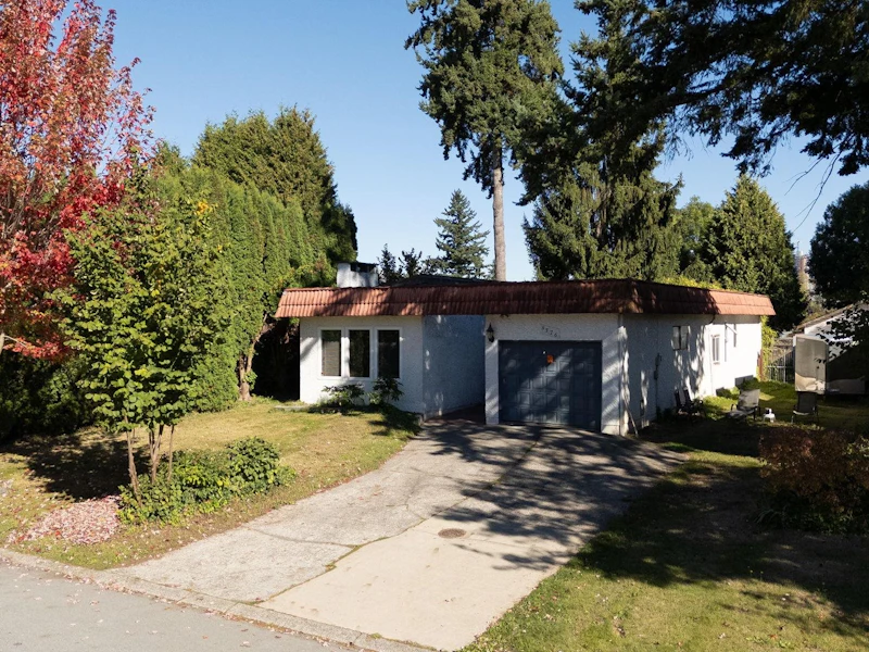 9376 Prince Charles Boulevard, Surrey BC V3V 1S6