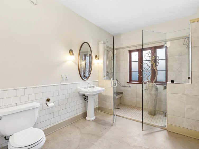 947 22nd Street, West Vancouver, BC, V7V 4C1 - 30