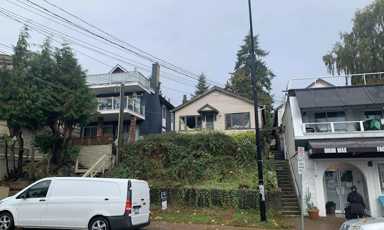 15671 Marine Drive